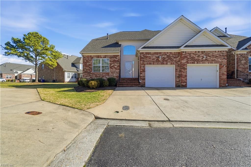 Photo of 3136 Sterling Way, Portsmouth, VA 23703 (MLS # 10617801)