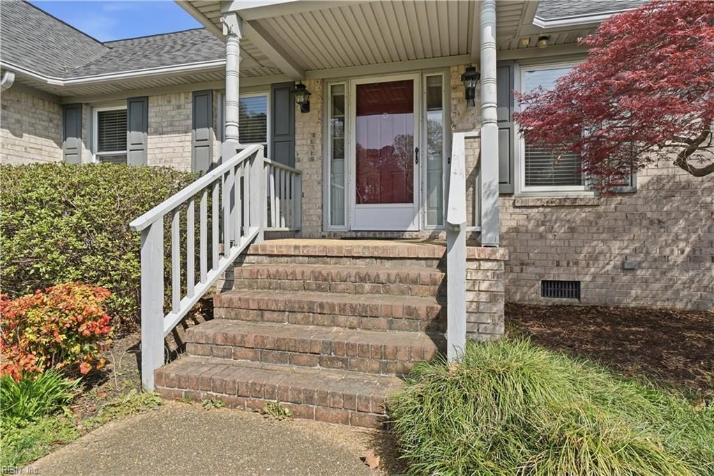 Photo of 1101 Fairway Drive, Chesapeake, VA 23320 (MLS # 10627171)