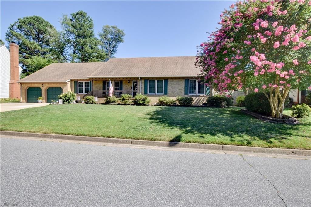 Photo of 1305 Forest Point Drive, Chesapeake, VA 23320 (MLS # 10644498)