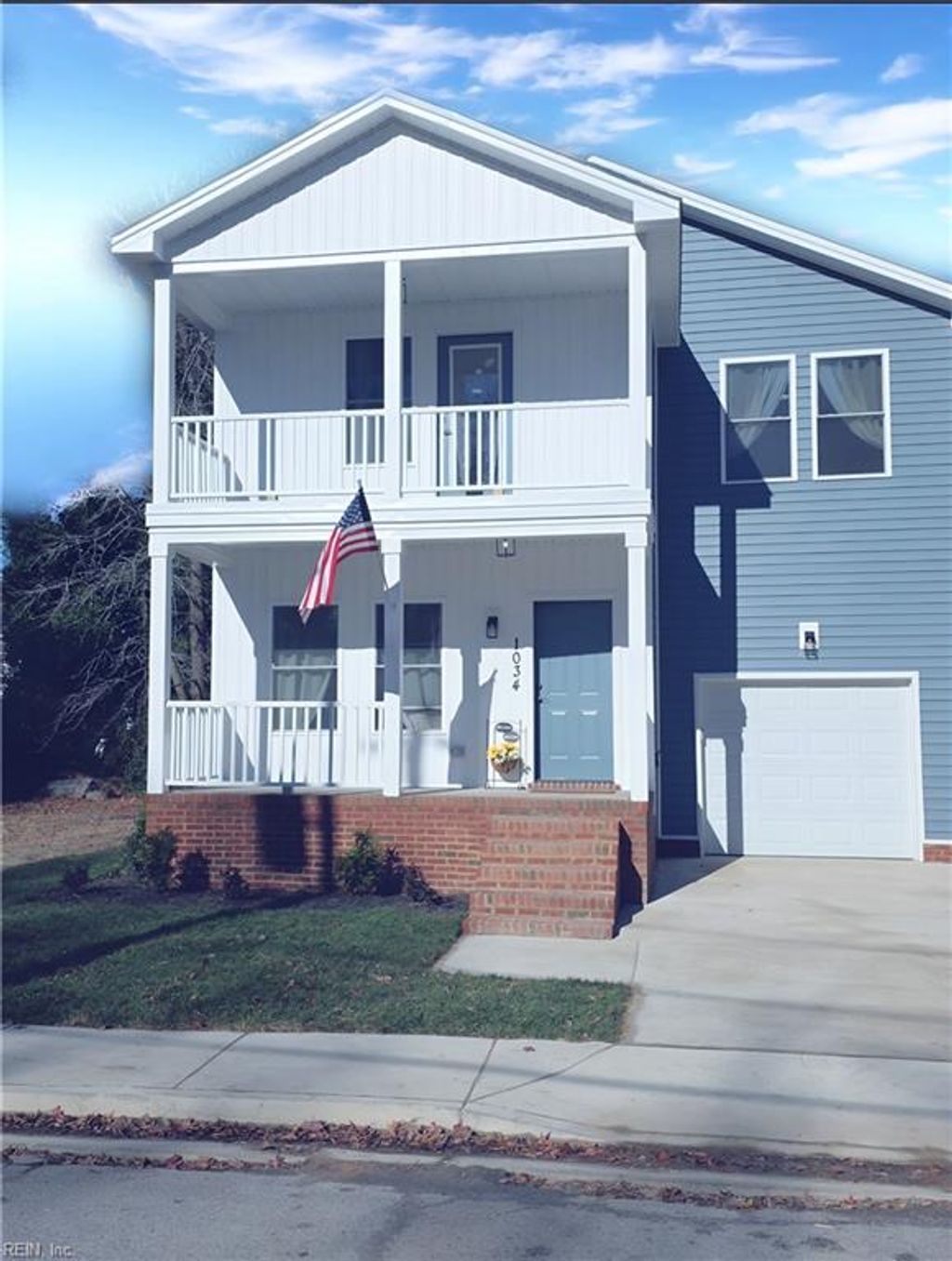 Photo of 1034 Hannah Street, Norfolk, VA 23505 (MLS # 10613918)