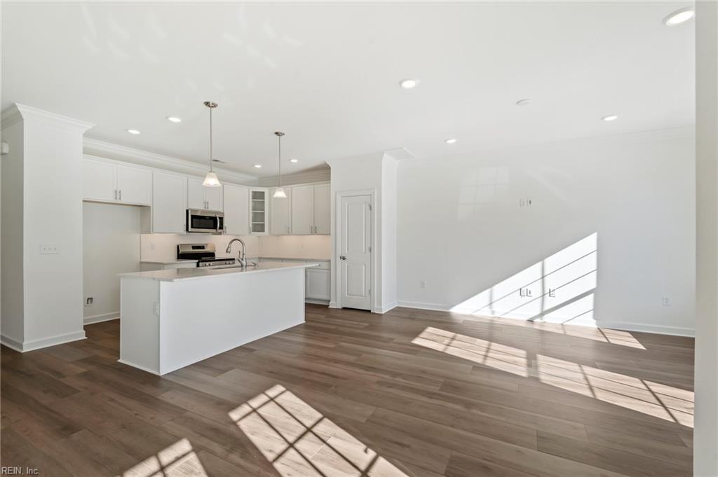 4903 Apricot WAY