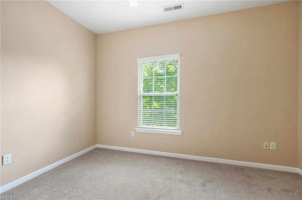 Suffolk, Virginia 23435, United States, 4 Bedrooms Bedrooms, ,3 BathroomsBathrooms,Residential,Active,141569