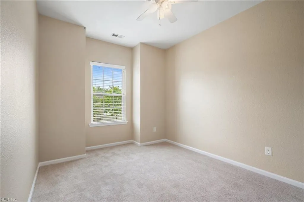 Suffolk, Virginia 23435, United States, 4 Bedrooms Bedrooms, ,3 BathroomsBathrooms,Residential,Active,141569