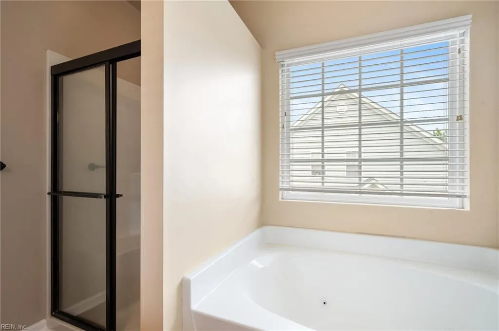 Suffolk, Virginia 23435, United States, 4 Bedrooms Bedrooms, ,3 BathroomsBathrooms,Residential,Active,141569