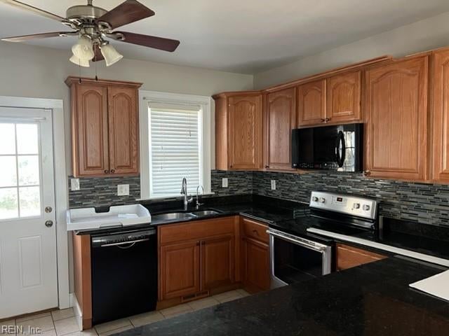 Photo of 440 Massachusetts Avenue, Norfolk, VA 23508 (MLS # 10639586)