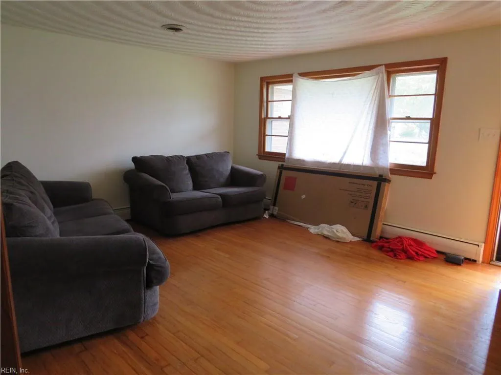Chesapeake, Virginia 23320, United States, 3 Bedrooms Bedrooms, ,2 BathroomsBathrooms,Residential,Active,40620