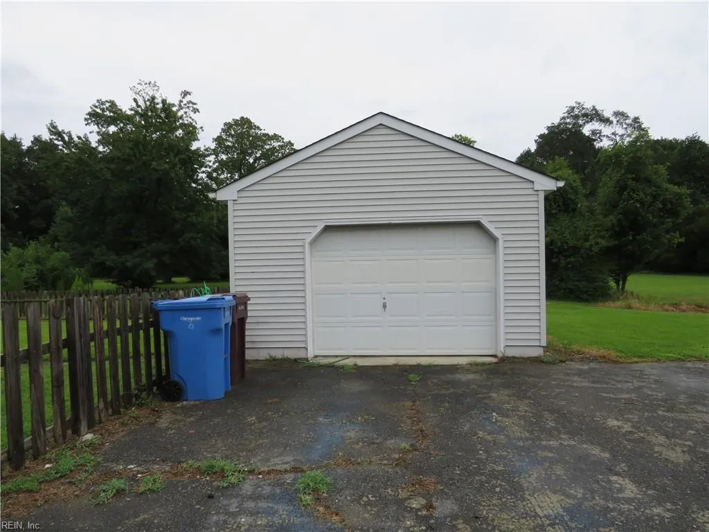 Chesapeake, Virginia 23320, United States, 3 Bedrooms Bedrooms, ,2 BathroomsBathrooms,Residential,Active,40620