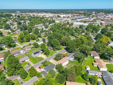 Single Family Residence in Virginia Beach VA 3049 Capital Hill Lane 40.jpg