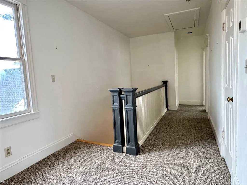 Norfolk, Virginia 23503, United States, 3 Bedrooms Bedrooms, ,3 BathroomsBathrooms,Residential,Pending,84092