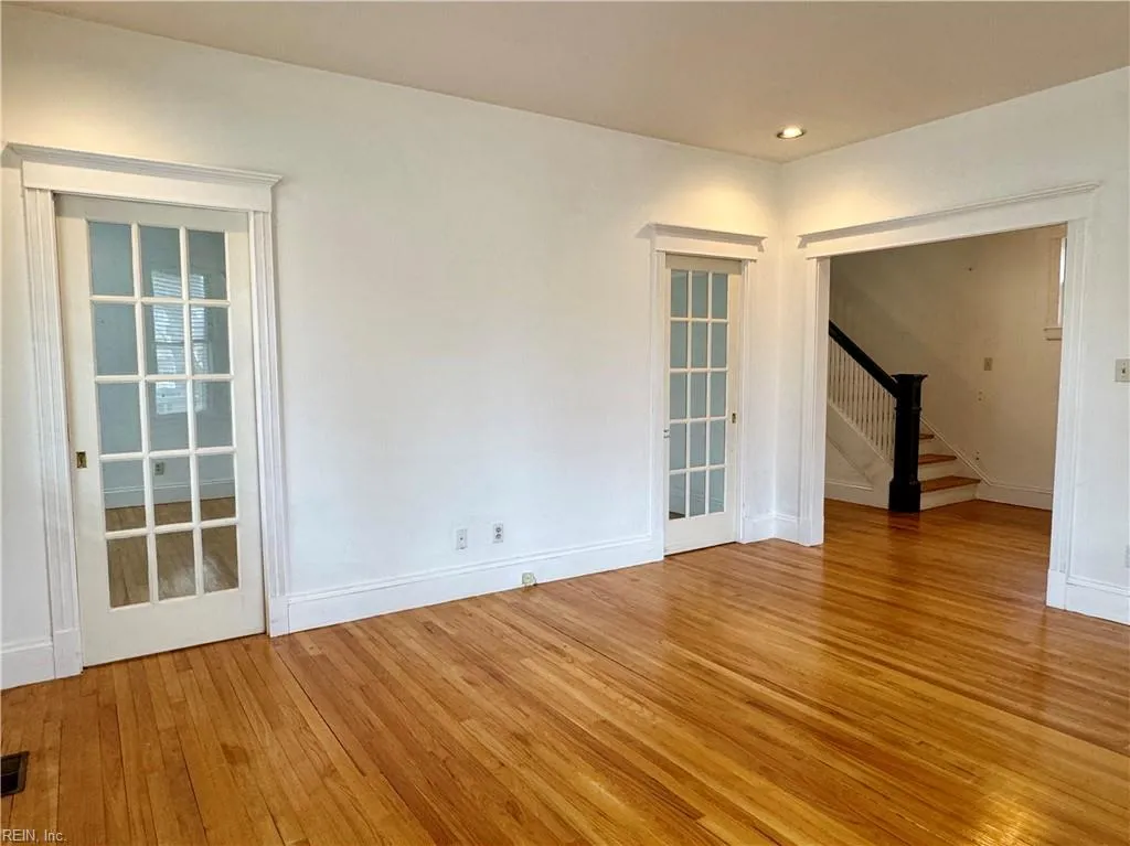 Norfolk, Virginia 23503, United States, 3 Bedrooms Bedrooms, ,3 BathroomsBathrooms,Residential,Pending,84092