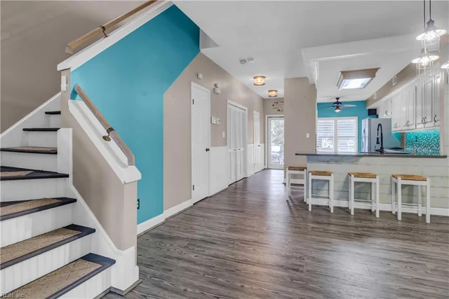 1030 Porte Harbour Arch, photo 5 of 20