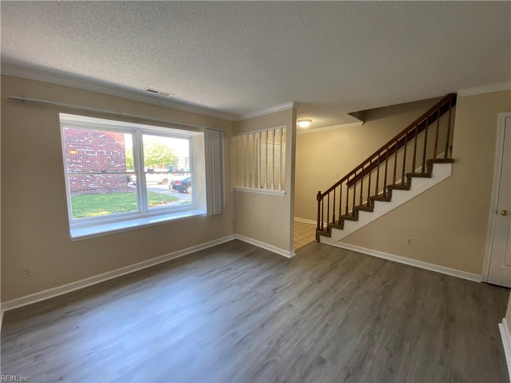 Photo of 1924 Darnell Drive, Virginia Beach, VA 23455 (MLS # 10634972)