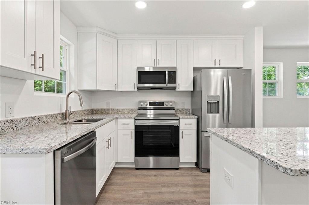 Photo of 1518 Manson Street, Norfolk, VA 23523 (MLS # 10651505)