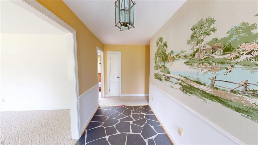 Photo of 205 Meadowfield Road, Yorktown, VA 23692 (MLS # 10648683)