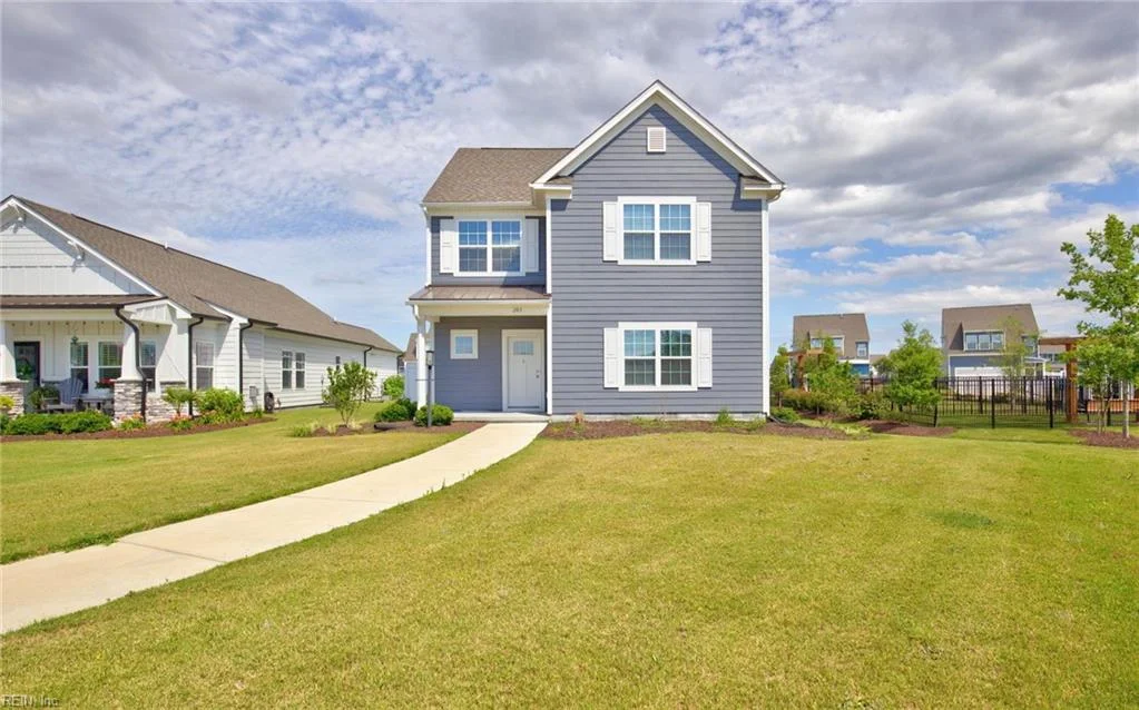 203 Iris Circle