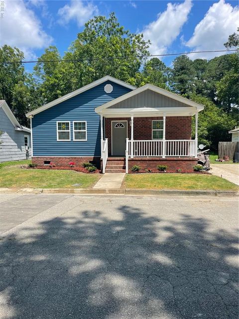 712 Norfleet ST Franklin VA 23851