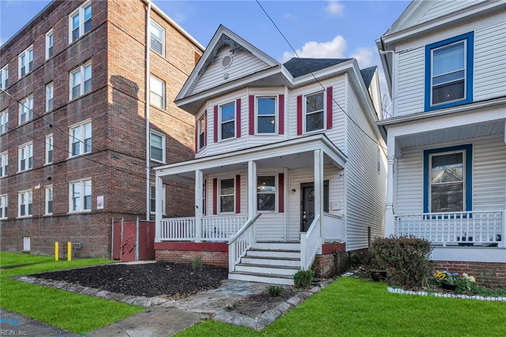 Photo of 205 W 36th Street, Norfolk, VA 23504 (MLS # 10616104)