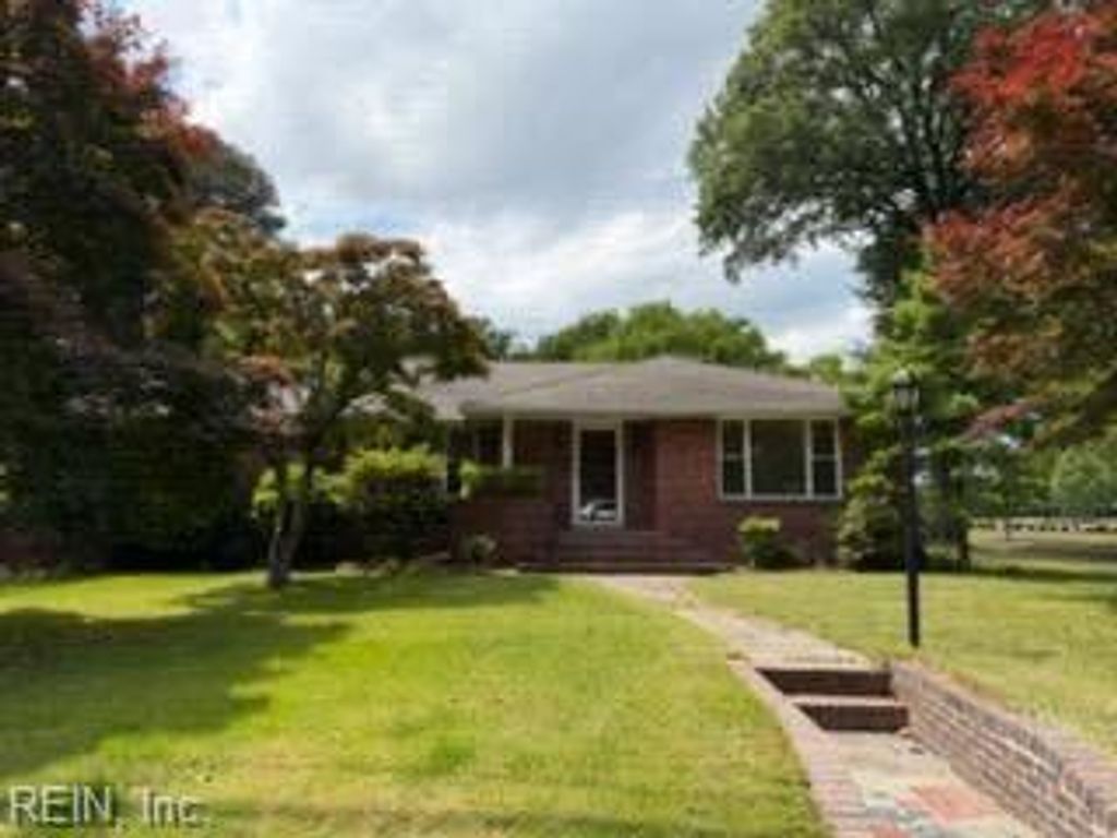 Photo of 7521 Shirland Avenue, Norfolk, VA 23505 (MLS # 10635237)