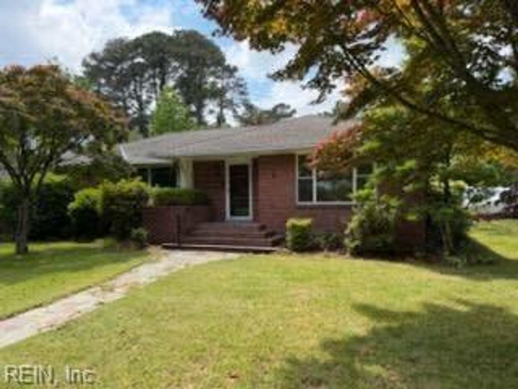 Photo of 7521 Shirland Avenue, Norfolk, VA 23505 (MLS # 10635237)