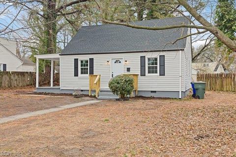 Photo of 1300 Sunset Drive, Norfolk, VA 23503 (MLS # 10631419)