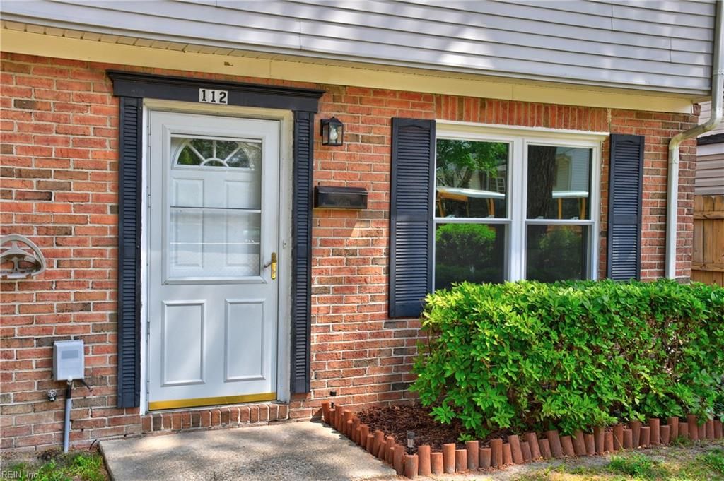 Photo of 112 Bristol Avenue, Norfolk, VA 23502 (MLS # 10631527)