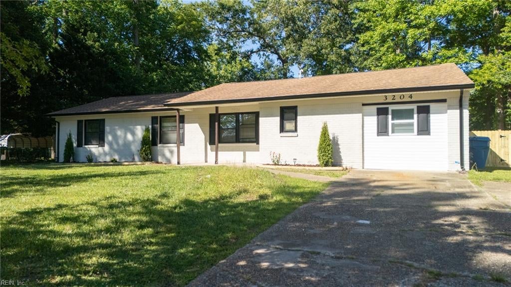 Photo of 3204 Club House Road, Virginia Beach, VA 23452 (MLS # 10638495)