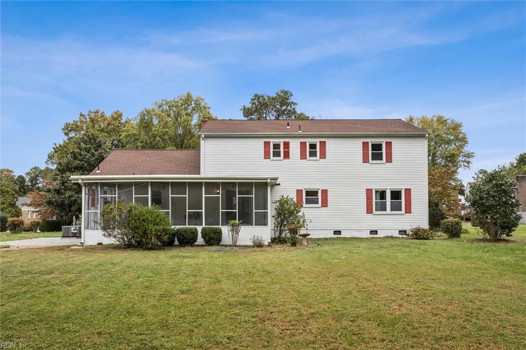 Photo of 11 Carriage Hill Drive, Poquoson, VA 23662 (MLS # 10606623)