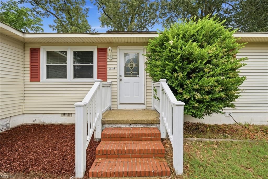 Photo of 218 Collins Drive, Newport News, VA 23601 (MLS # 10636599)