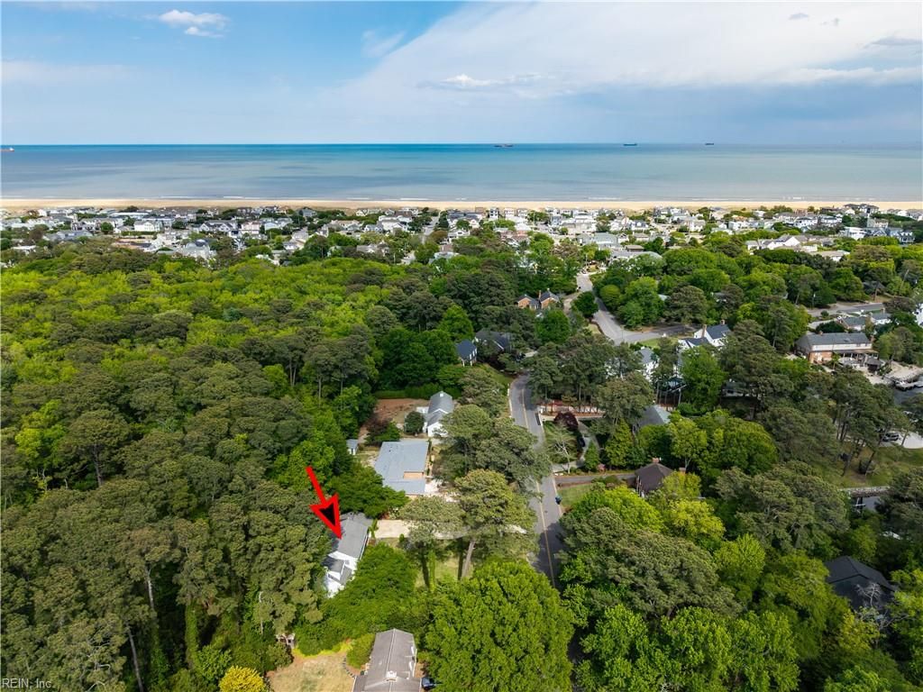 Photo of 420 Susan Constant Drive, Virginia Beach, VA 23451 (MLS # 10631039)