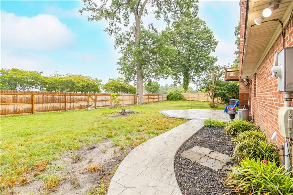 Virginia Beach, Virginia 23454, United States, 4 Bedrooms Bedrooms, ,3 BathroomsBathrooms,Residential,Active,155411