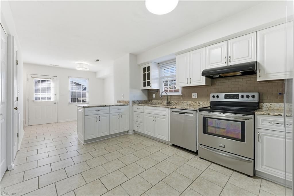 Photo of 722 16th Street #B, Virginia Beach, VA 23451 (MLS # 10613752)