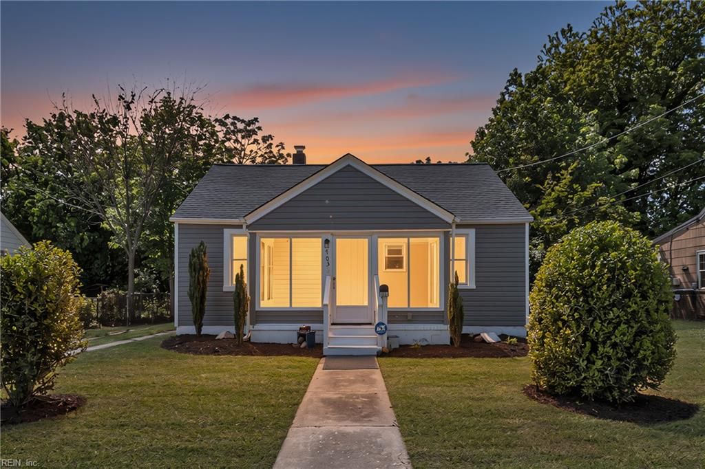 Photo of 703 Maryland Avenue, Hampton, VA 23661 (MLS # 10633489)