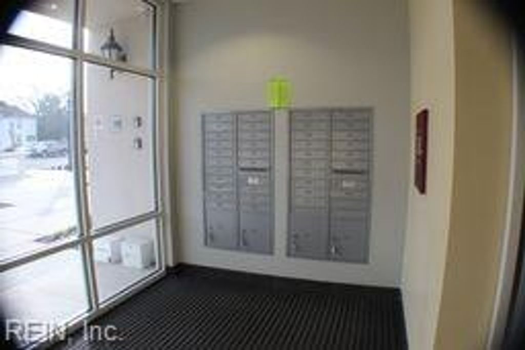 Photo of 801 Poindexter Street #315, Chesapeake, VA 23324 (MLS # 10625304)