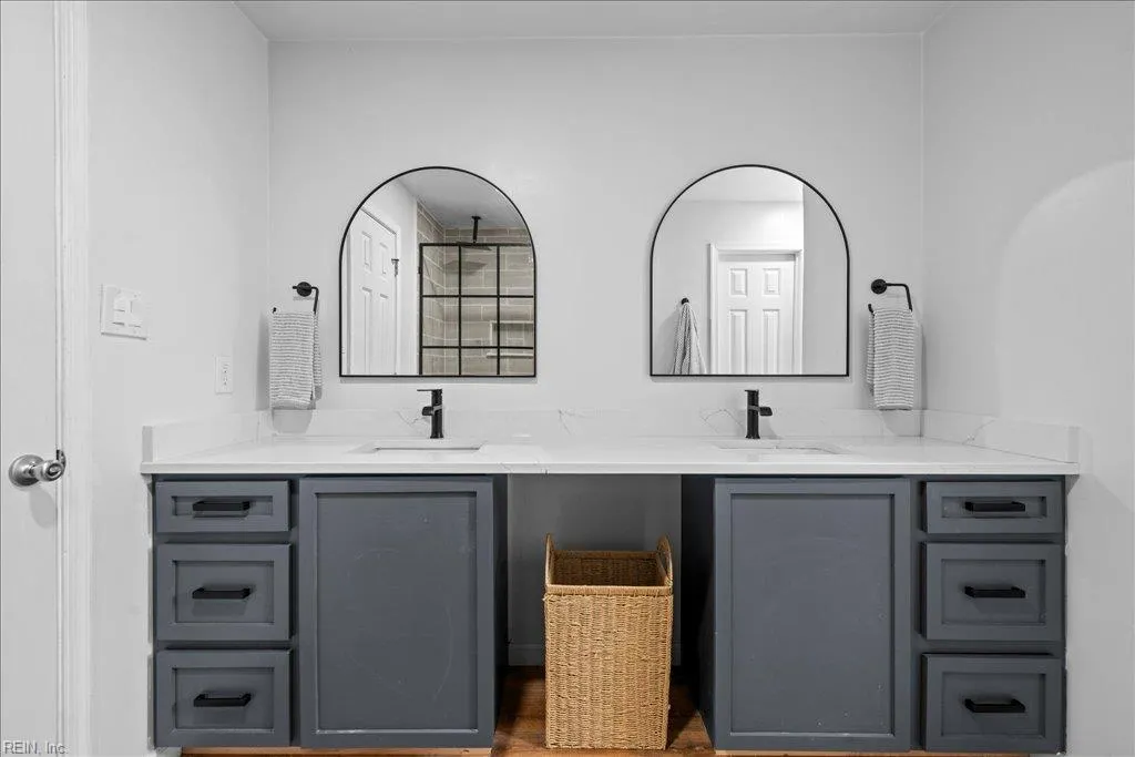 Virginia Beach, Virginia 23456, United States, 3 Bedrooms Bedrooms, ,3 BathroomsBathrooms,Residential,Active,191795