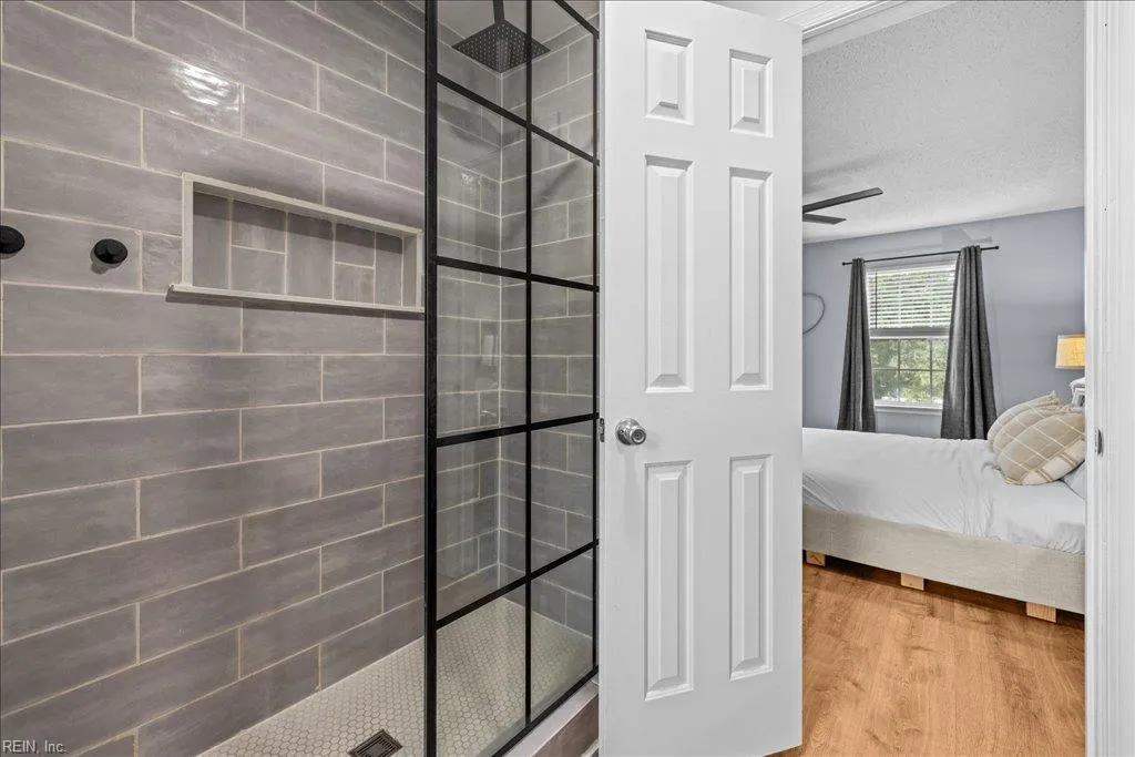 Virginia Beach, Virginia 23456, United States, 3 Bedrooms Bedrooms, ,3 BathroomsBathrooms,Residential,Active,191795