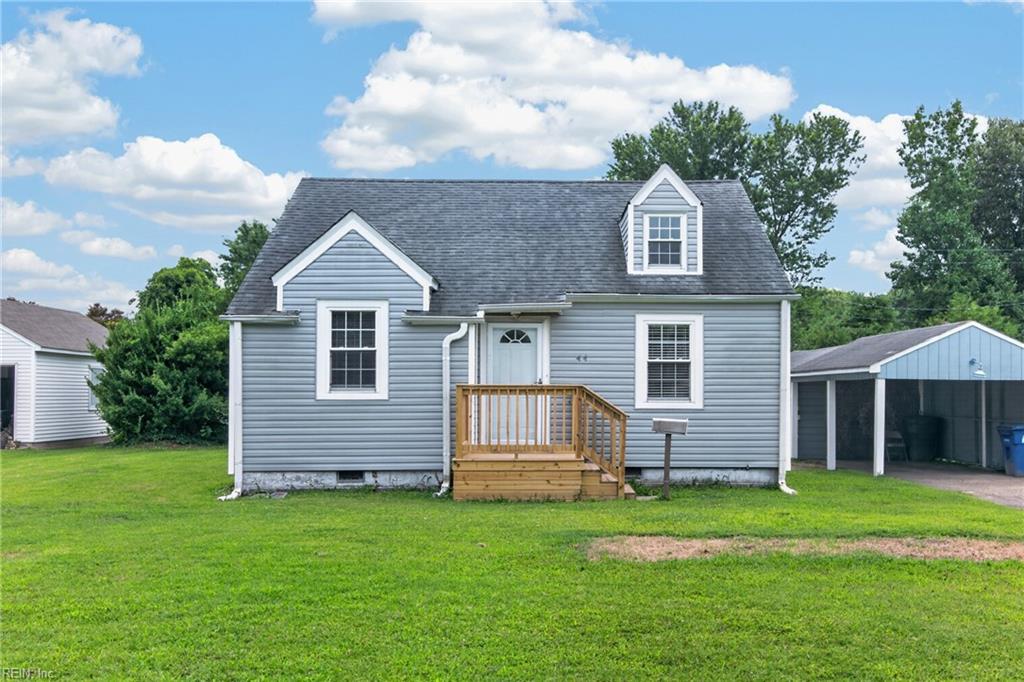 Photo of 44 Davis Avenue, Newport News, VA 23601 (MLS # 10647207)