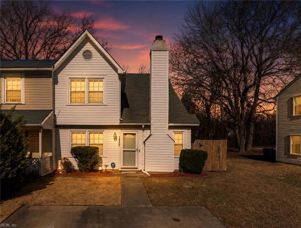 Photo of 1940 Woodgate Arch #A, Chesapeake, VA 23320 (MLS # 10650616)