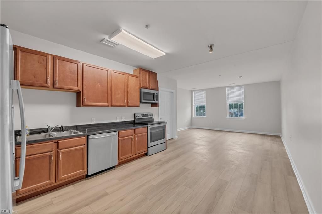Photo of 801 Poindexter Street #314, Chesapeake, VA 23324 (MLS # 10604993)