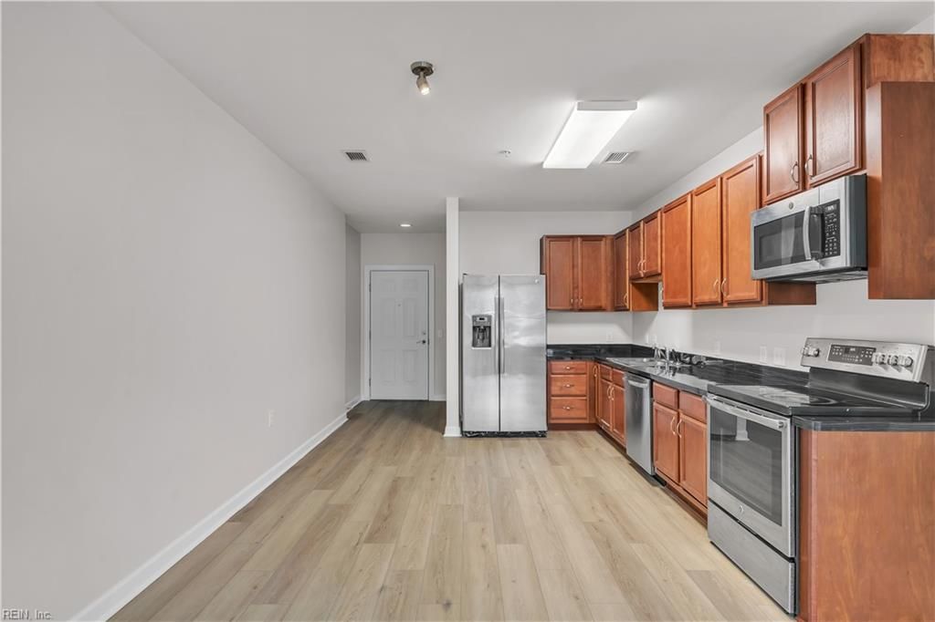 Photo of 801 Poindexter Street #314, Chesapeake, VA 23324 (MLS # 10604993)