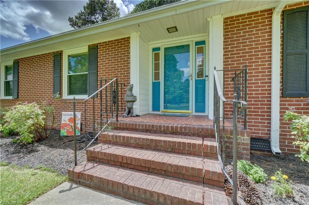 5217 Sweetbriar CIR