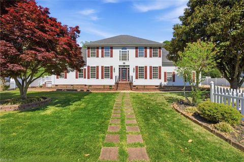 Photo of 30 Holloway Road, Newport News, VA 23602 (MLS # 10630964)