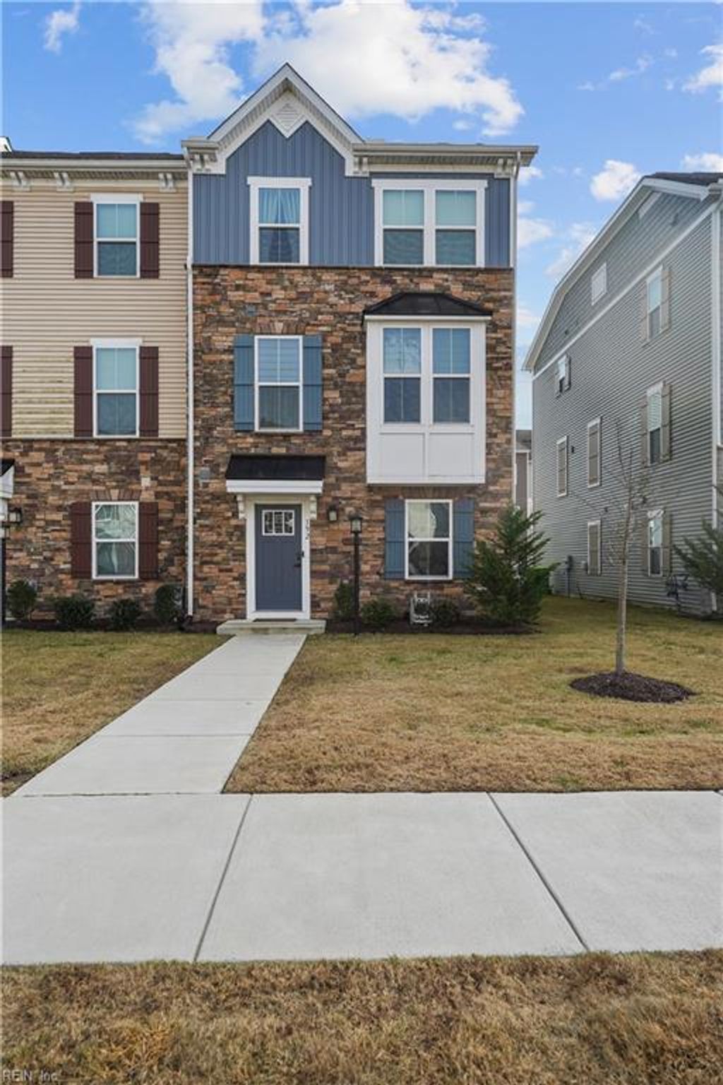 Photo of 152 Spring Grove Way, Smithfield, VA 23430 (MLS # 10614036)