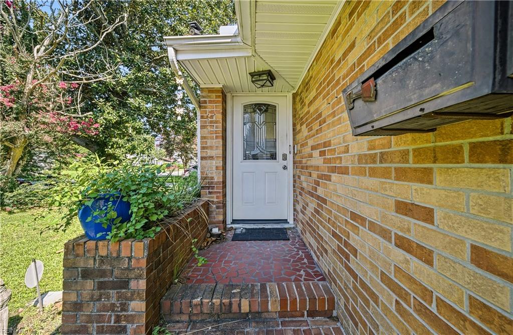 Photo of 618 Smith Street, Hampton, VA 23661 (MLS # 10648670)