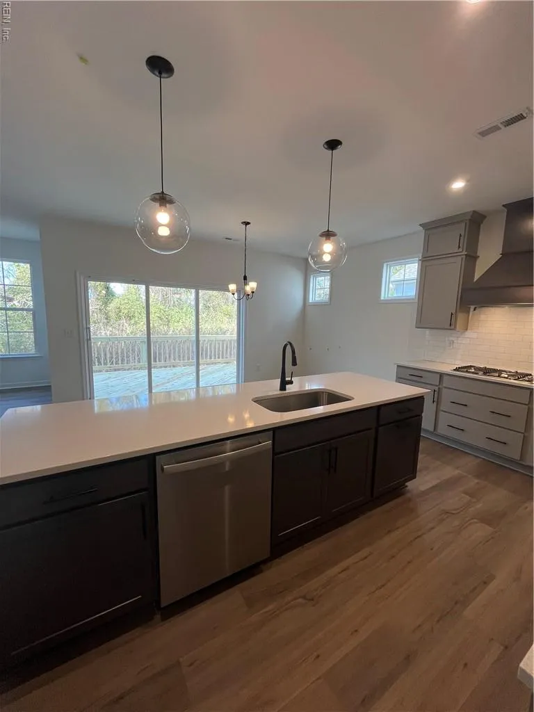 Suffolk, Virginia 23435, United States, 4 Bedrooms Bedrooms, ,4 BathroomsBathrooms,Residential,Active,208549