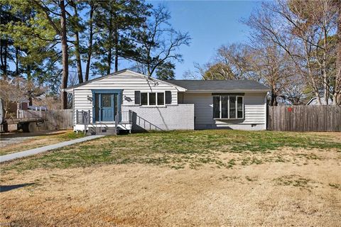 Photo of 1 VICKERS Court, Portsmouth, VA 23701 (MLS # 10623501)