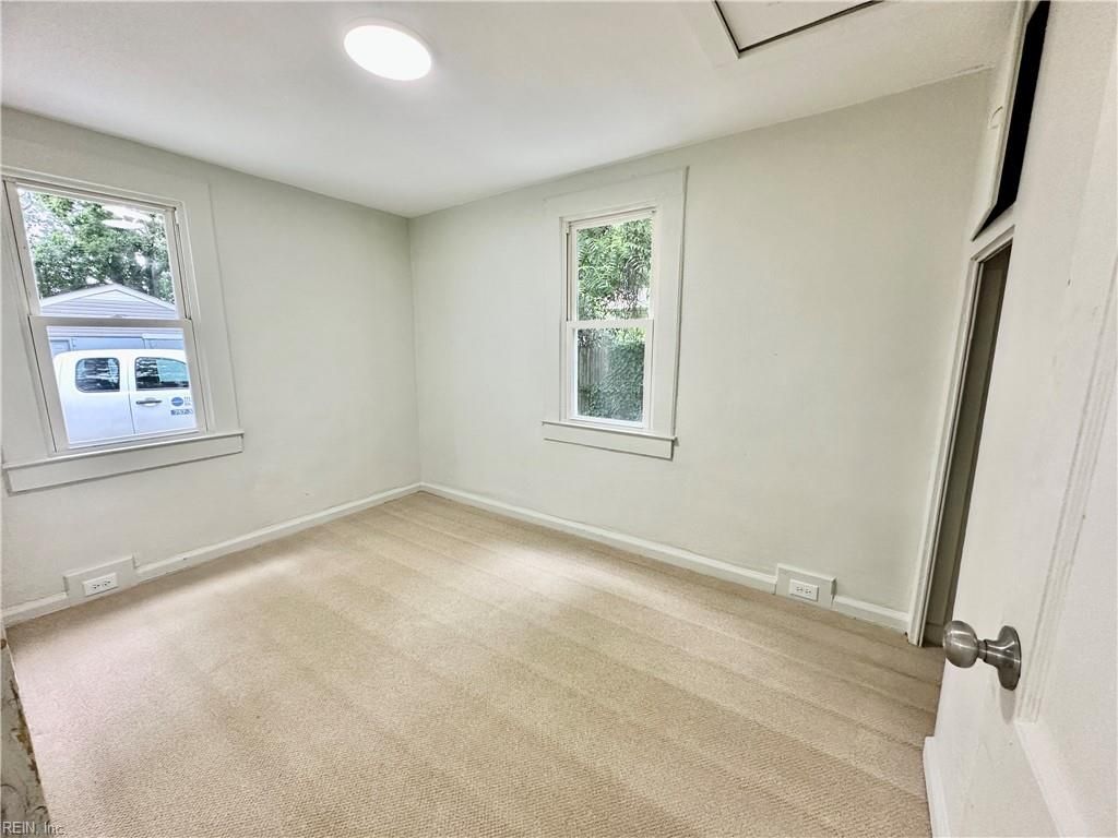 Photo of 47 Pollux Circle W, Portsmouth, VA 23701 (MLS # 10624333)