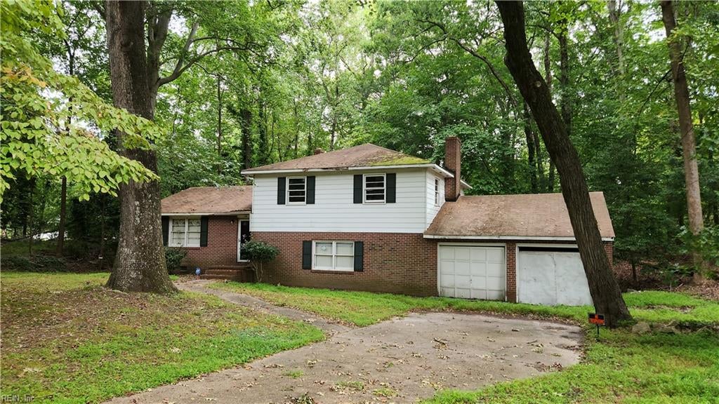Photo of 70 Normandy Lane, Newport News, VA 23606 (MLS # 10655608)