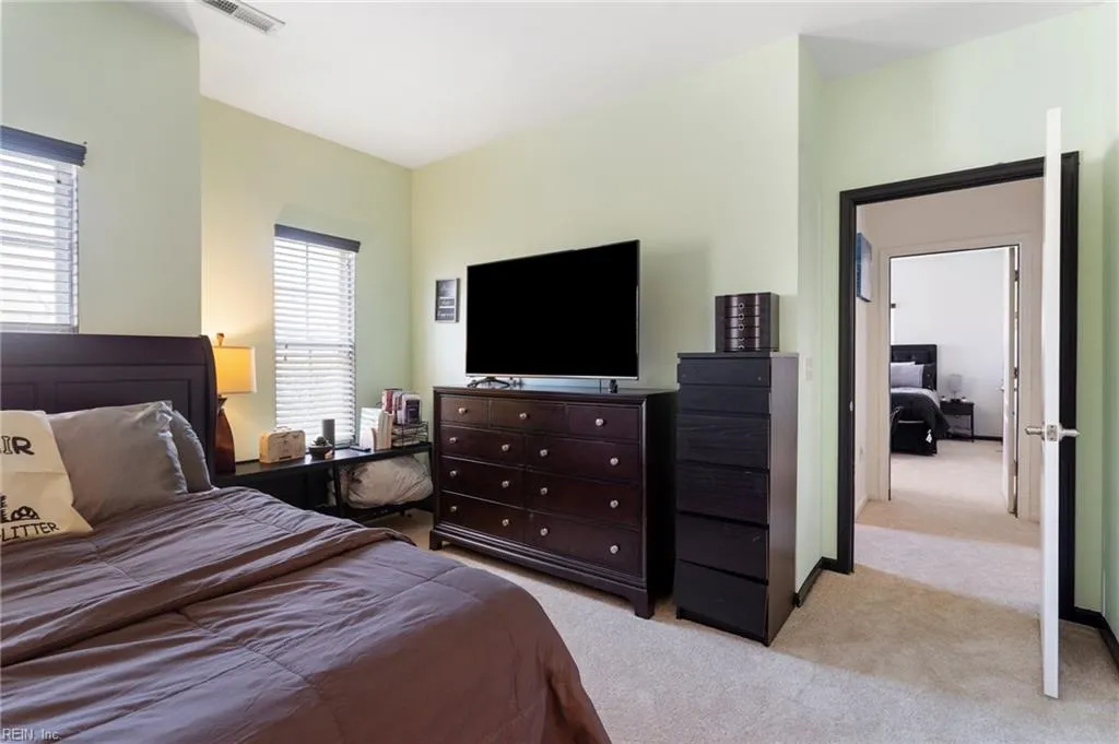 Virginia Beach, Virginia 23455, United States, 2 Bedrooms Bedrooms, ,3 BathroomsBathrooms,Residential,Active,98806