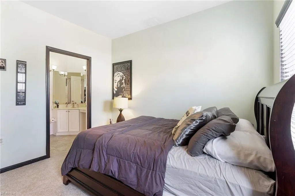 Virginia Beach, Virginia 23455, United States, 2 Bedrooms Bedrooms, ,3 BathroomsBathrooms,Residential,Active,98806