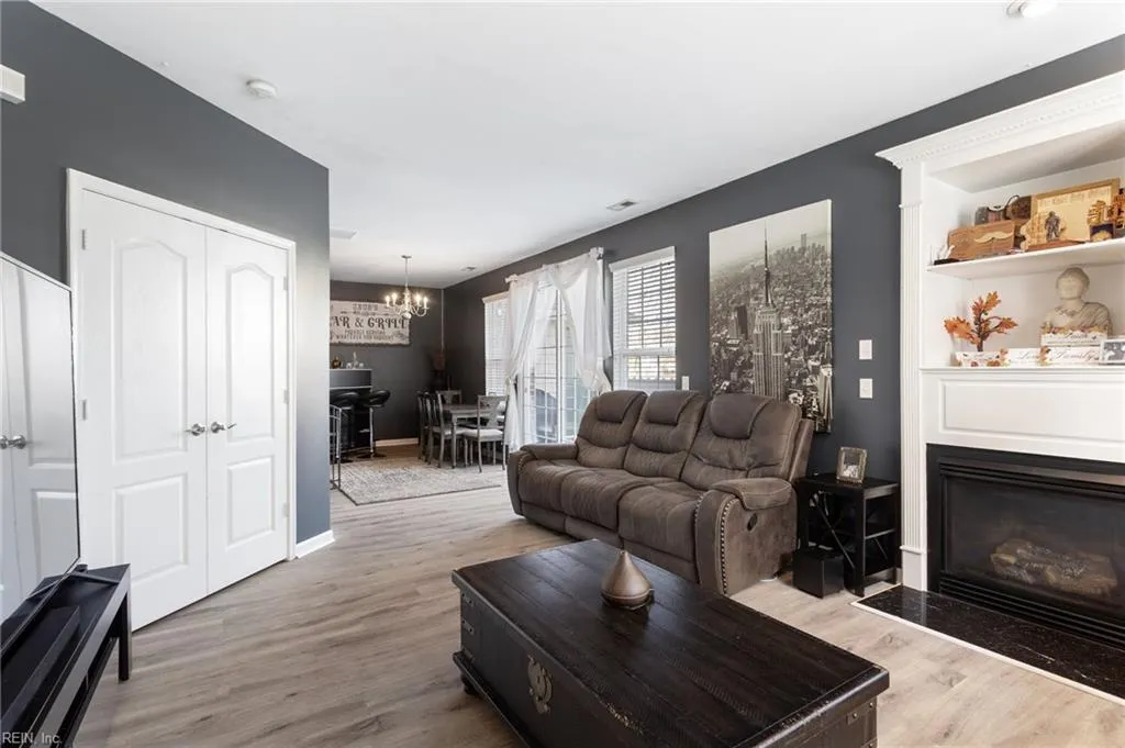 Virginia Beach, Virginia 23455, United States, 2 Bedrooms Bedrooms, ,3 BathroomsBathrooms,Residential,Active,98806